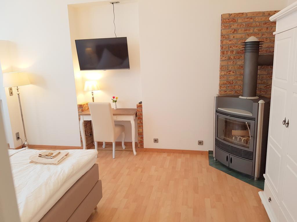 Gastein By Rockchair Apartments L Superhost Status L 2 Bedrooms Boxspringbeds 1,5 Bathrooms - Cozy Family & Business Flair Welcomes You! เบอร์ลิน ภายนอก รูปภาพ